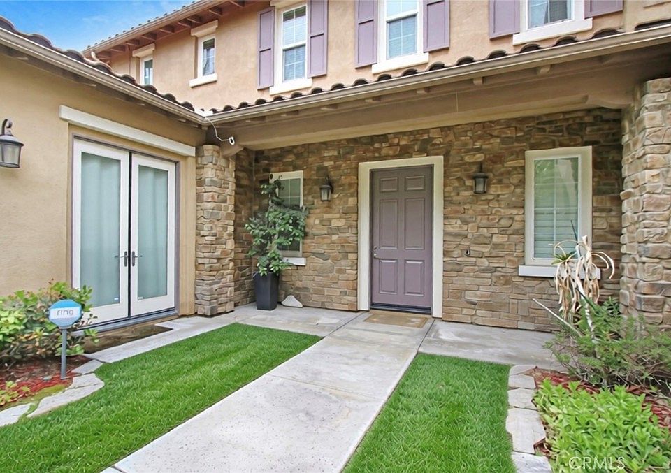 1st image of 498 Green Orchard Pl