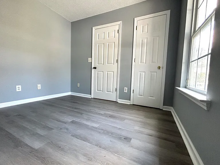 621 Kline St — Photo 5