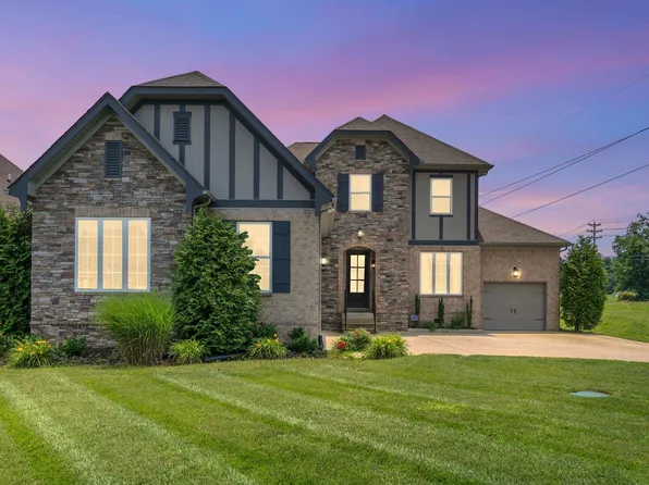 7121 Springwater St, Smyrna, TN 37167