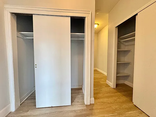 Rented by Astoria Realty | media 4