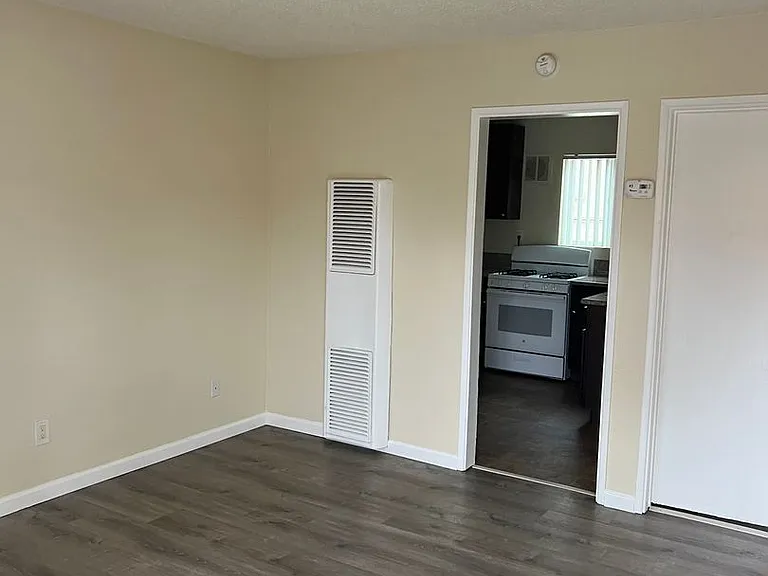 Astro Vista Apartments — Photo 21