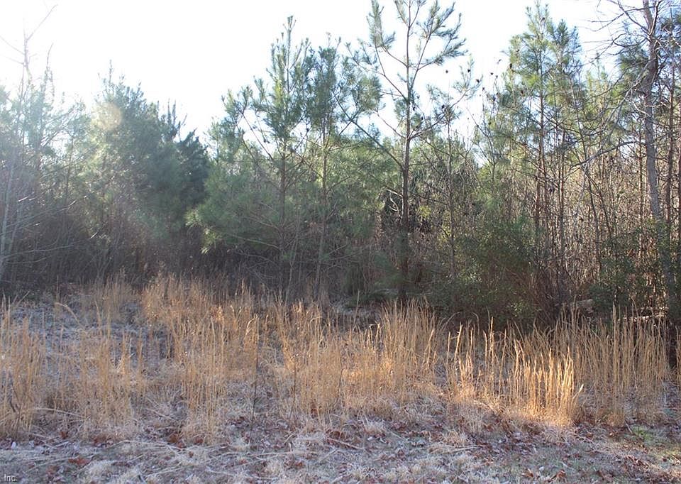 2nd image of 196 Abbey Ln