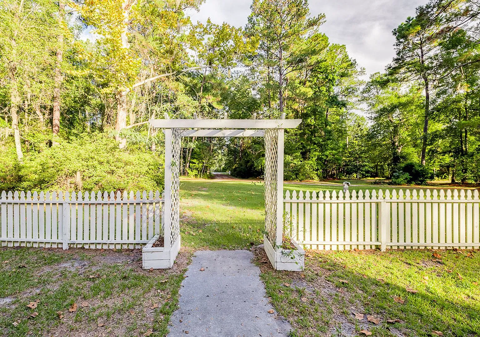 Experience Peaceful Country Living in Clyo, GA $2,200/Month! — Photo 4