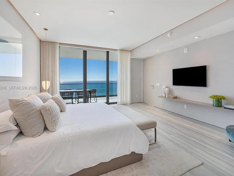 18975 E Collins Ave #3802 — Photo 18