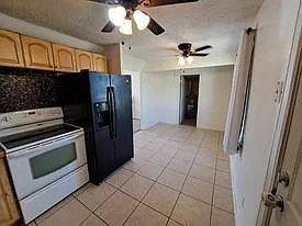 3 bed, 1.0 bath, 966 sqft, $1,500 — Photo 4