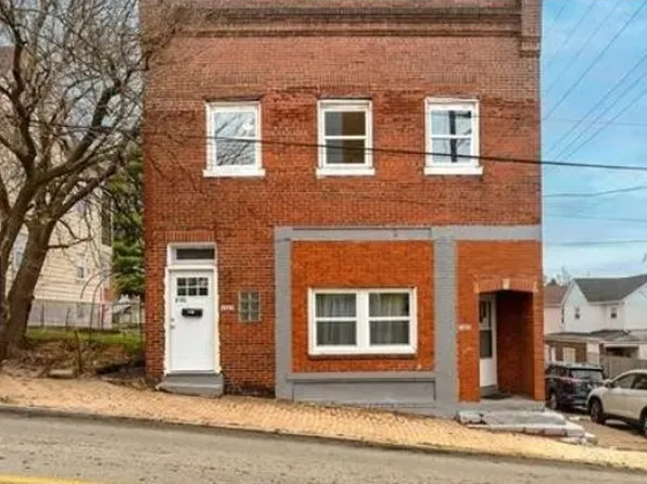 1325 Brinton Ave Floor 2, Braddock, PA 15104