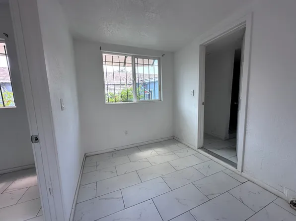 4166 48th St #2, San Diego, CA 92105