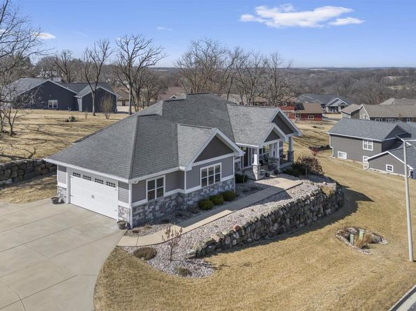 301 Church Street, Barneveld, WI 53507