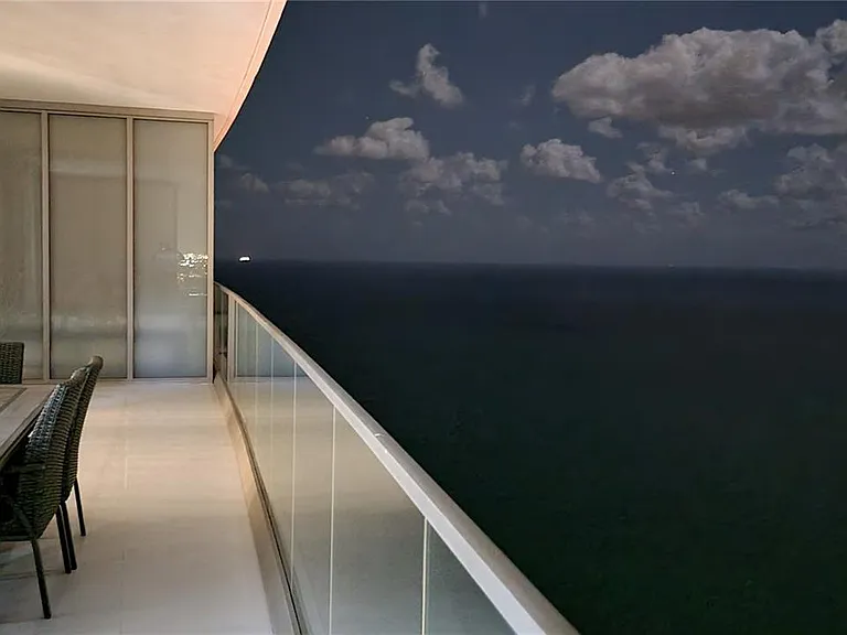 18975 Collins Ave #5103 — Photo 29