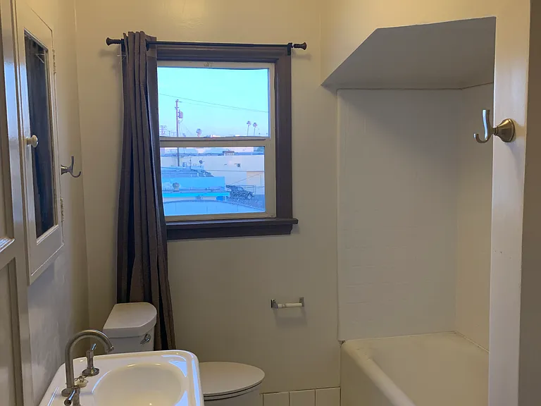 1788 E Main St #3 — Photo 6