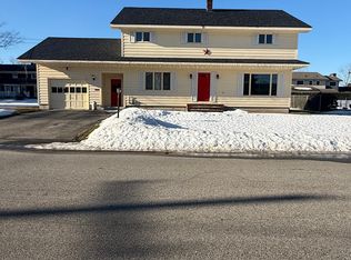 13 Ventura St, Lewiston, ME 04240