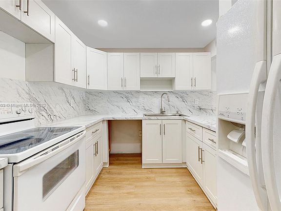 3rd image of 6960 NW 186th St APT 2-124