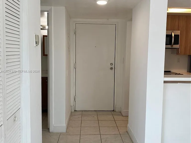 7075 NW 186th St #C308 — Photo 2