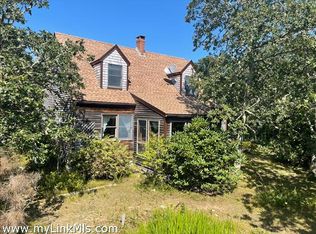 25 Evergreen Way, West Tisbury, MA 02575