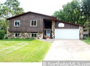 888 Sunrise Ct, Stillwater, MN 55082