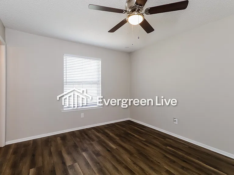 6617 Charmaine Dr — Photo 17