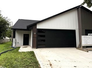 1314 Quint Ave, Carroll, IA 51401