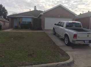 2937 Bourbon St, Fort Worth, TX 76123