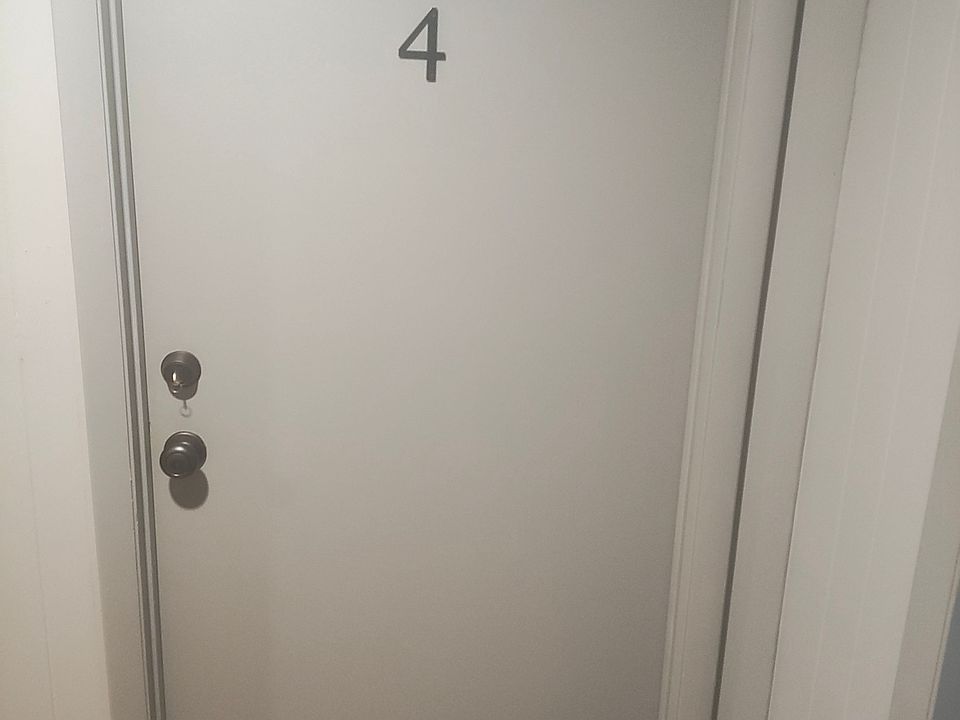 1st image of 111 Ocoee St #4