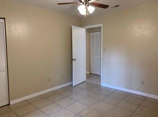 3910 NE 1st Ter, Gainesville, FL 32609