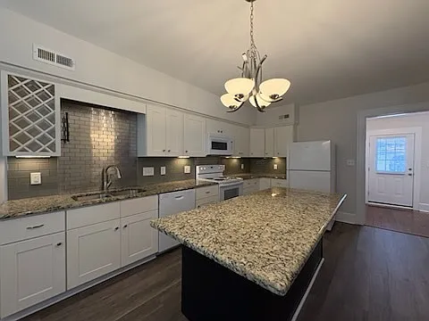 44 Kirk Pl — Photo 11
