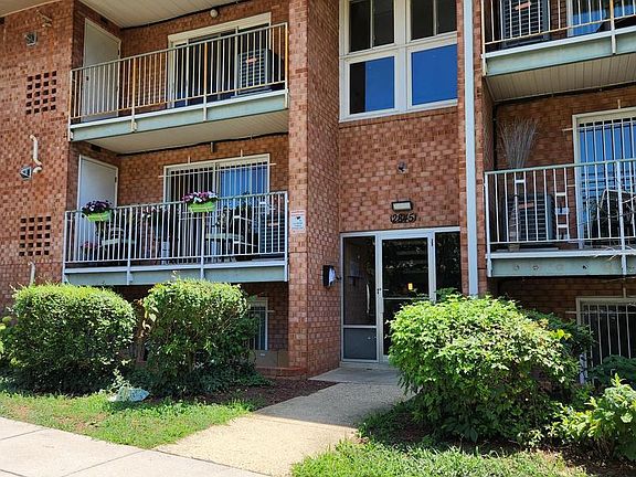 4th image of 2845 Denver St SE APT T4