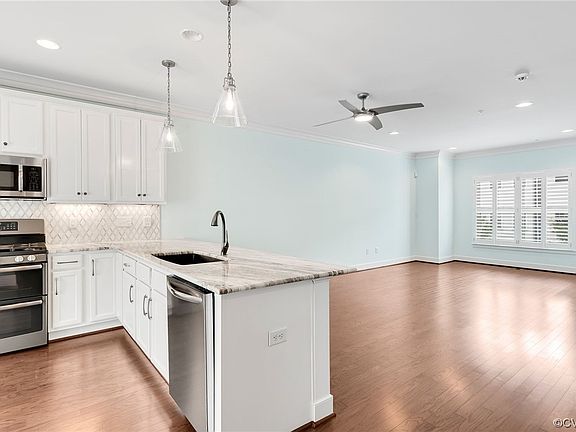 2nd image of 5304 Masons Ln