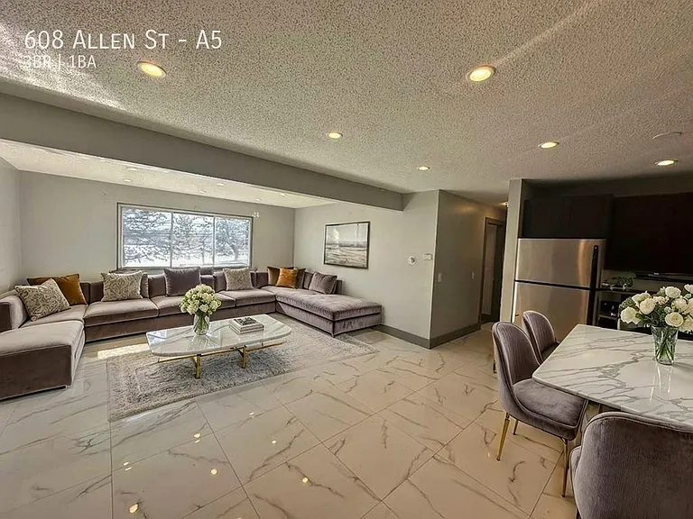 608 Allen St #A5 — Photo 5
