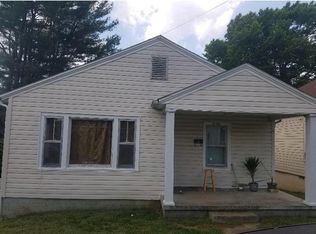 406 Realty St SW, Lenoir, NC 28645