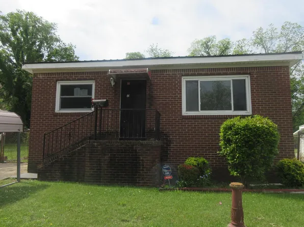 313 58th St, Fairfield, AL 35064