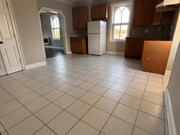 69 Main St APT E, Seven Valleys, PA 17360