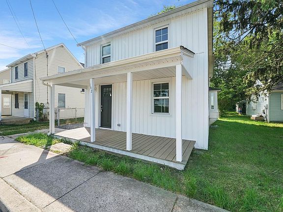 2nd image of 142 Main St