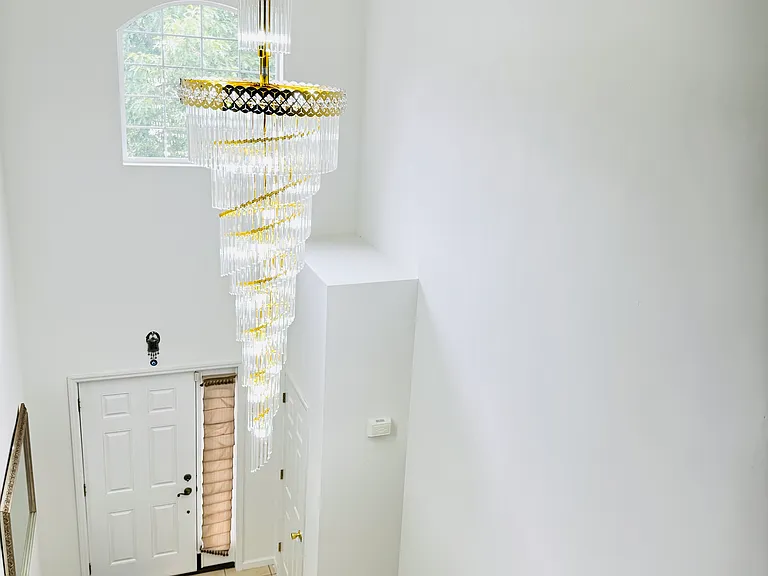 100 Pine St #9 — Photo 43