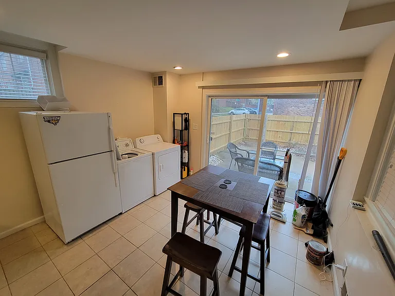236 Dolphin Ln — Photo 7