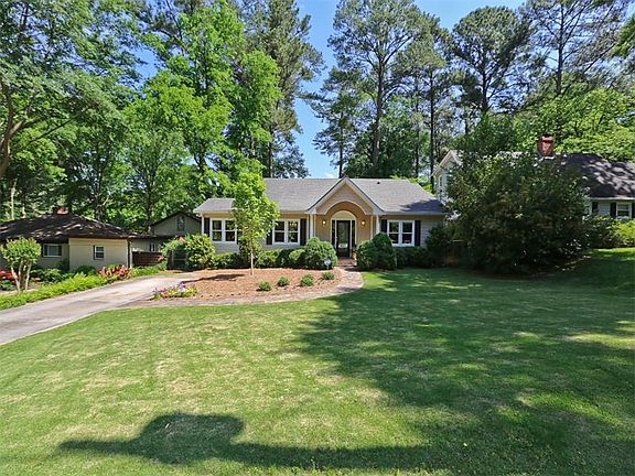 2nd image of 954 Northrope Dr NE