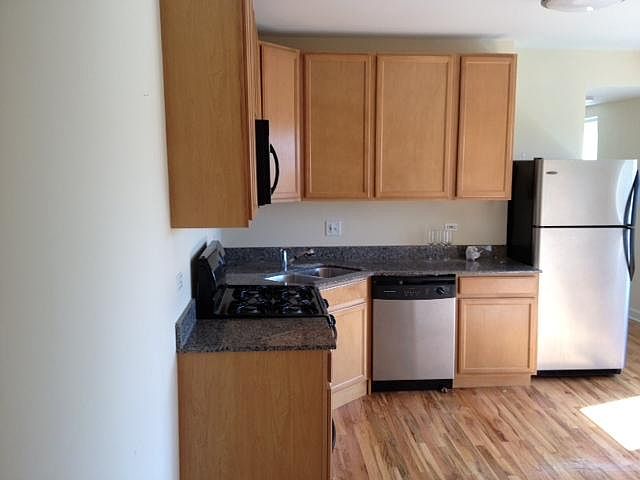 1st image of 4710 N Monticello Ave #3S