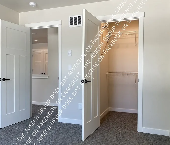 2058 Aaron Dr #B — Photo 38