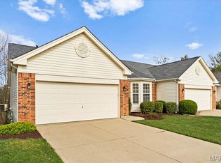 1719 Ambrose Terrace Dr, Swansea, IL 62226