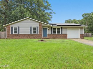 407 Kenwood Dr, Jacksonville, NC 28540