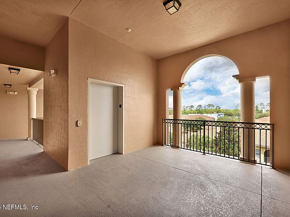 4th image of 210 PASEO TERRAZA #402