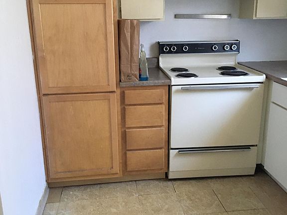 4th image of 1323 N 1st Ave