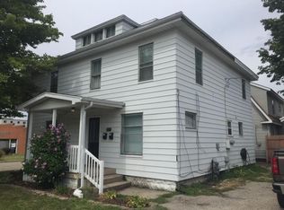 901 Broadway St #2, Niles, MI 49120