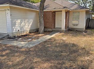 131 Oak River Dr, Cedar Creek, TX 78612