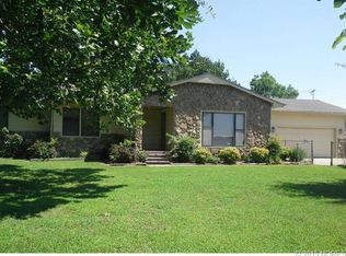 19325 Ash Rd, Morris, OK 74445