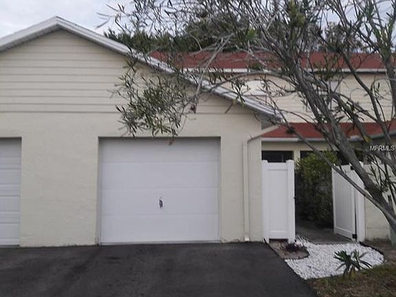 2nd image of 2771 Summerdale Dr APT 9