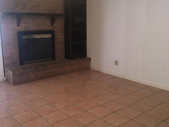 5th image of 7031 Glendora Ln