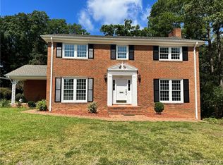 330 Colinwood Dr, Fayetteville, NC 28303