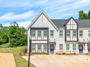 569 Waterpoint Way, Opelika, AL 36801