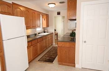 3rd image of 1945 Dorothea Ave