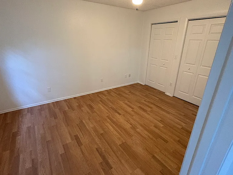 1443 Giles Ave #1443 — Photo 10